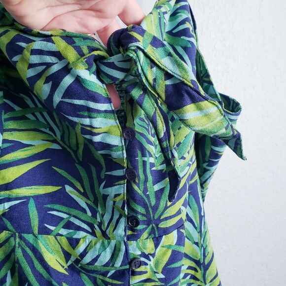 Sofia Vergara Linen Palm‎ Front Knot Peplum Top - Picture 3 of 7